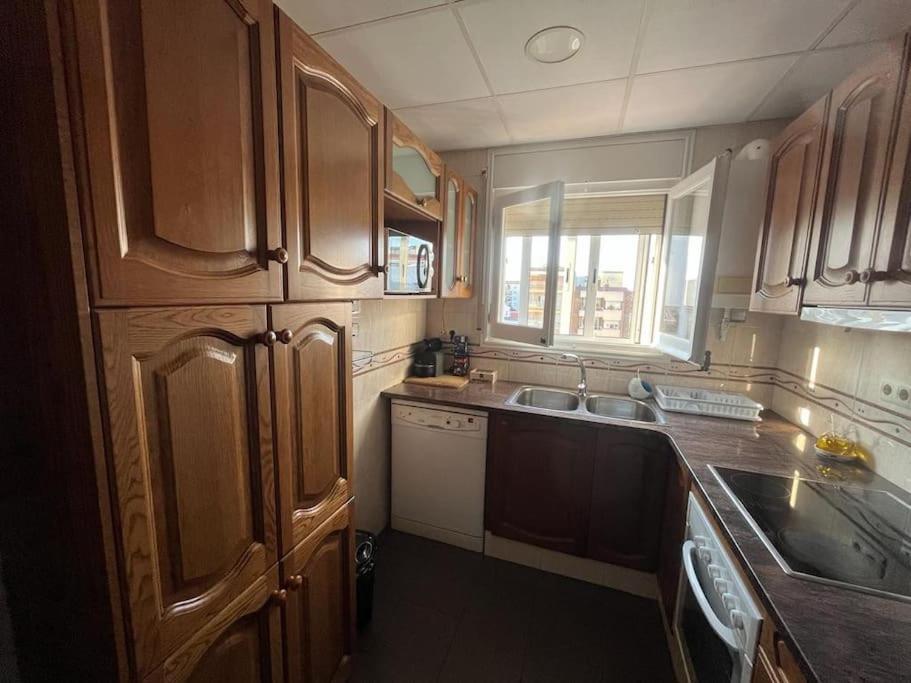 Atico Luminoso Centrico Y Comodo Apartman Figueres  Kültér fotó