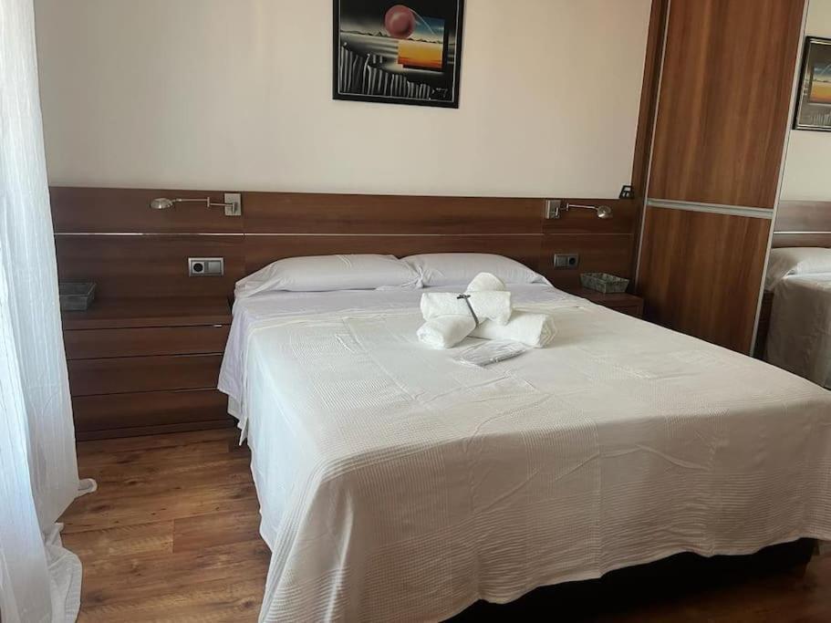 Atico Luminoso Centrico Y Comodo Apartman Figueres  Kültér fotó